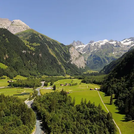 Schweizerhof Енгельберг