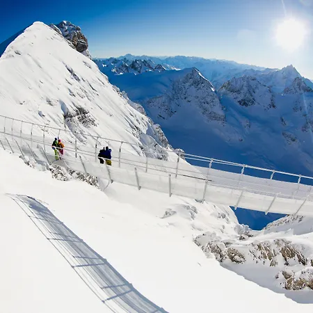 Schweizerhof Готель Енгельберг