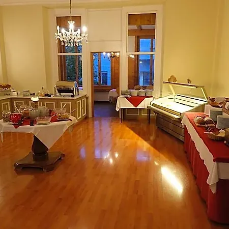 Hotel Schweizerhof 3*
