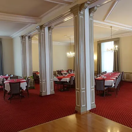 Schweizerhof Hotel 3*