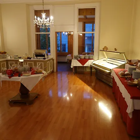 מלון Schweizerhof 3*